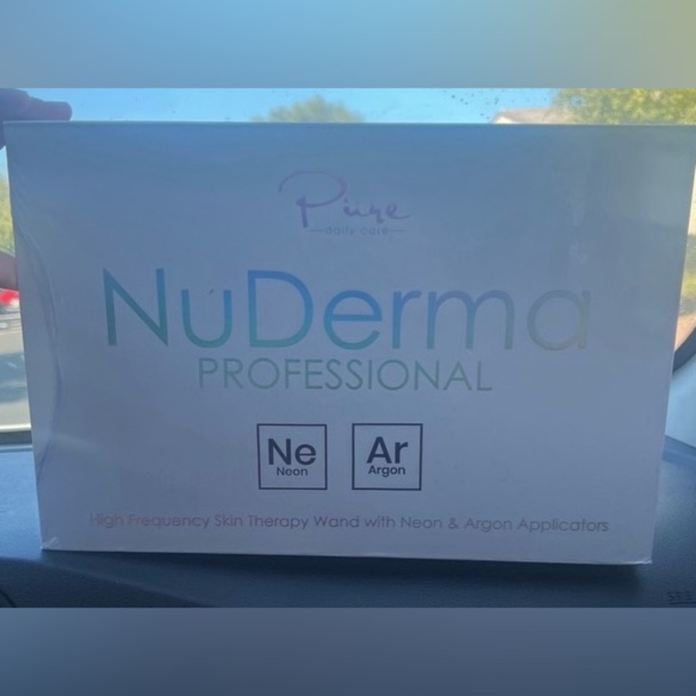 Professional NuDurma Wand w/ Applicators